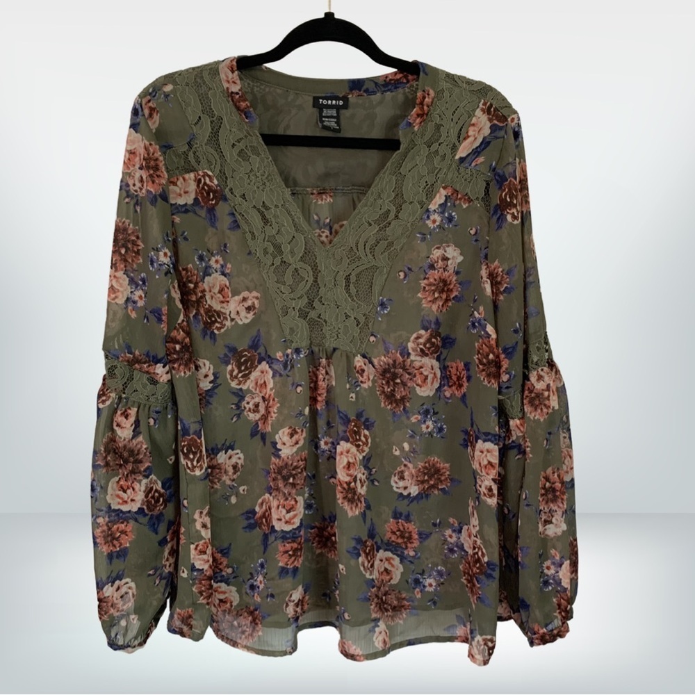 Torrid Plus Size Floral Sheer Lace Long Sleeve Blouse, Size 1
